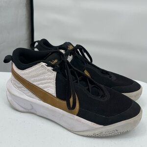 Nike Hustle D 10 Basketball black white gold sneakers CW6735-002